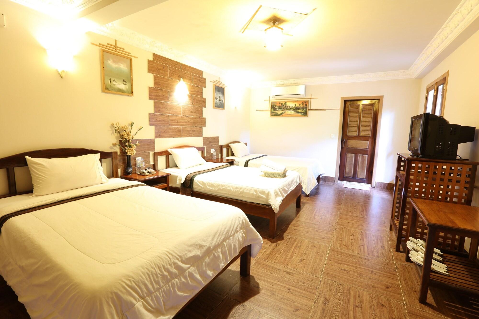 Natural Bungalows Restaurant And Bar Kampot Εξωτερικό φωτογραφία