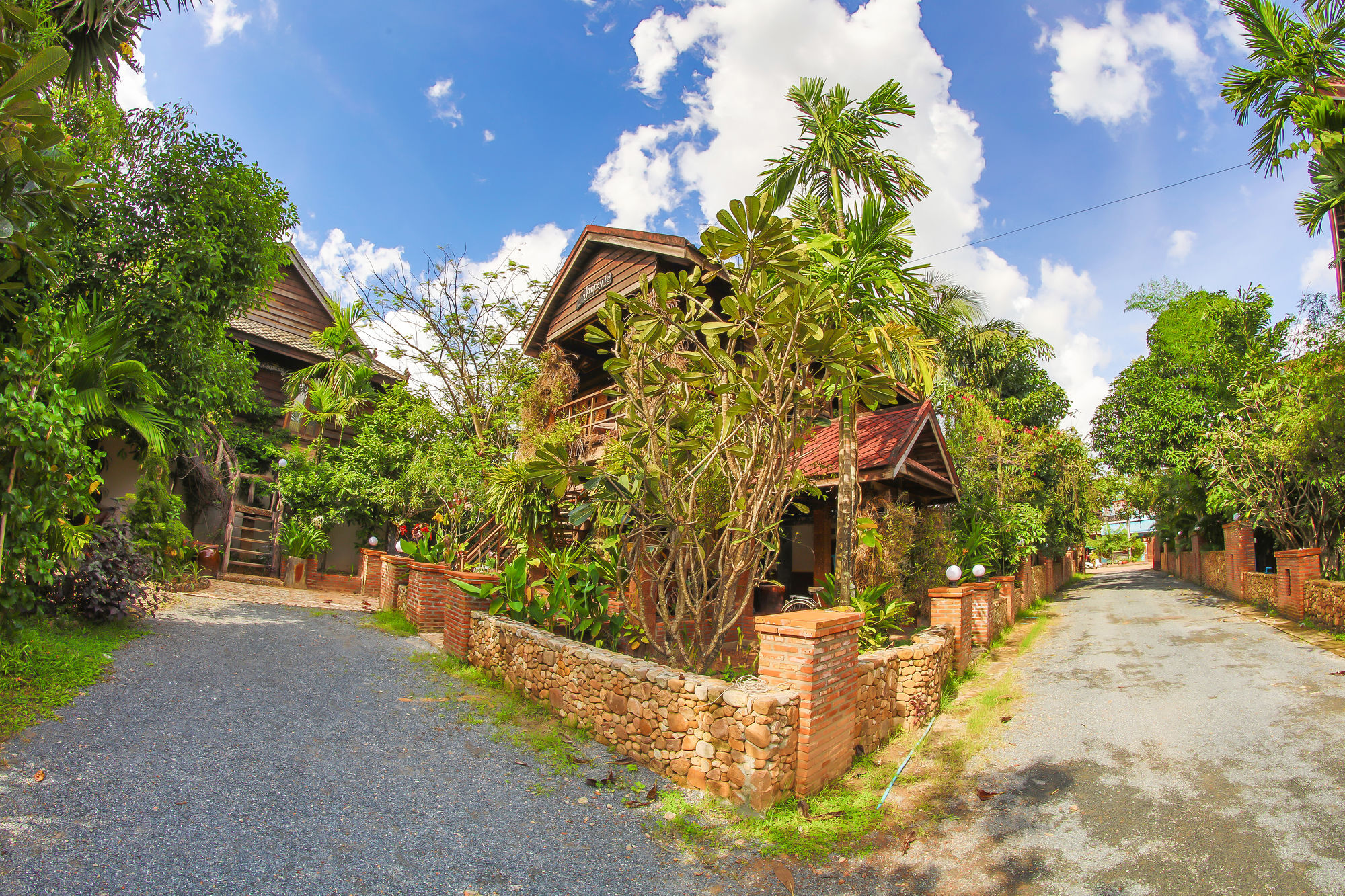 Natural Bungalows Restaurant And Bar Kampot Εξωτερικό φωτογραφία